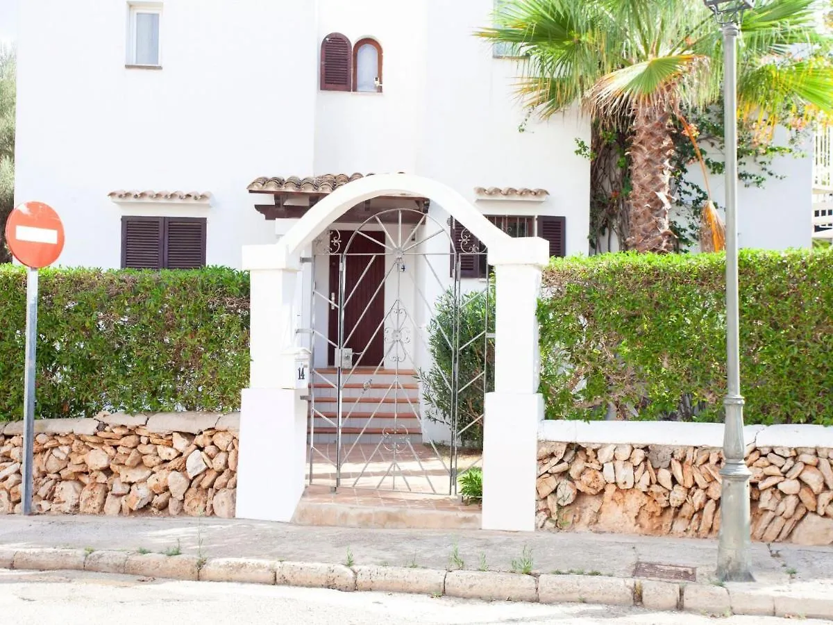 Elegant Holiday Home In Cala D Or With Swimming Pool Cala d'Or