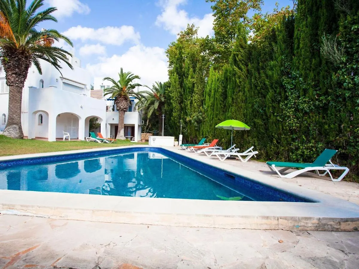 Elegant Holiday Home In Cala D Or With Swimming Pool Cala d'Or